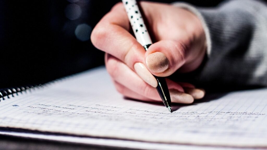 Kostenlose Vorlage für Schriftenvorlagen zum Nachschreiben downloaden