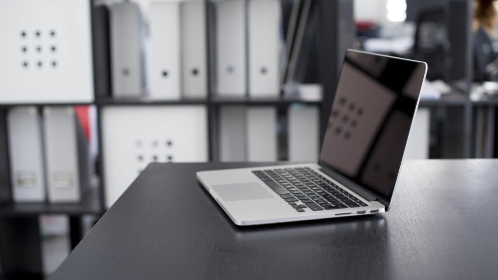 Kostenlose Vorlage für ein sehr gutes Arbeitszeugnis downloaden